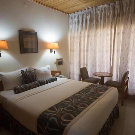 Volta Hotel Akosombo Buitenkant foto