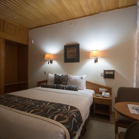 Volta Hotel Akosombo Buitenkant foto