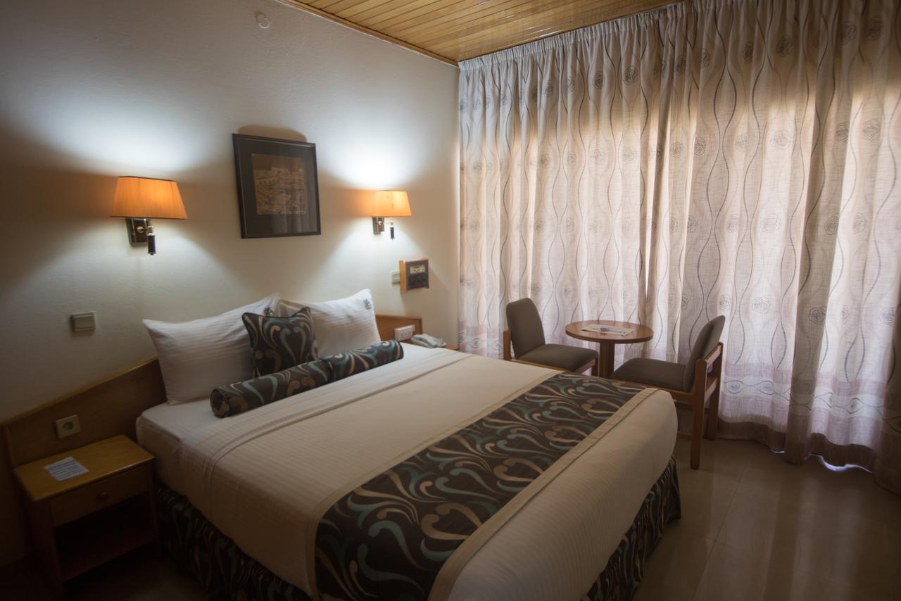 Volta Hotel Akosombo Buitenkant foto