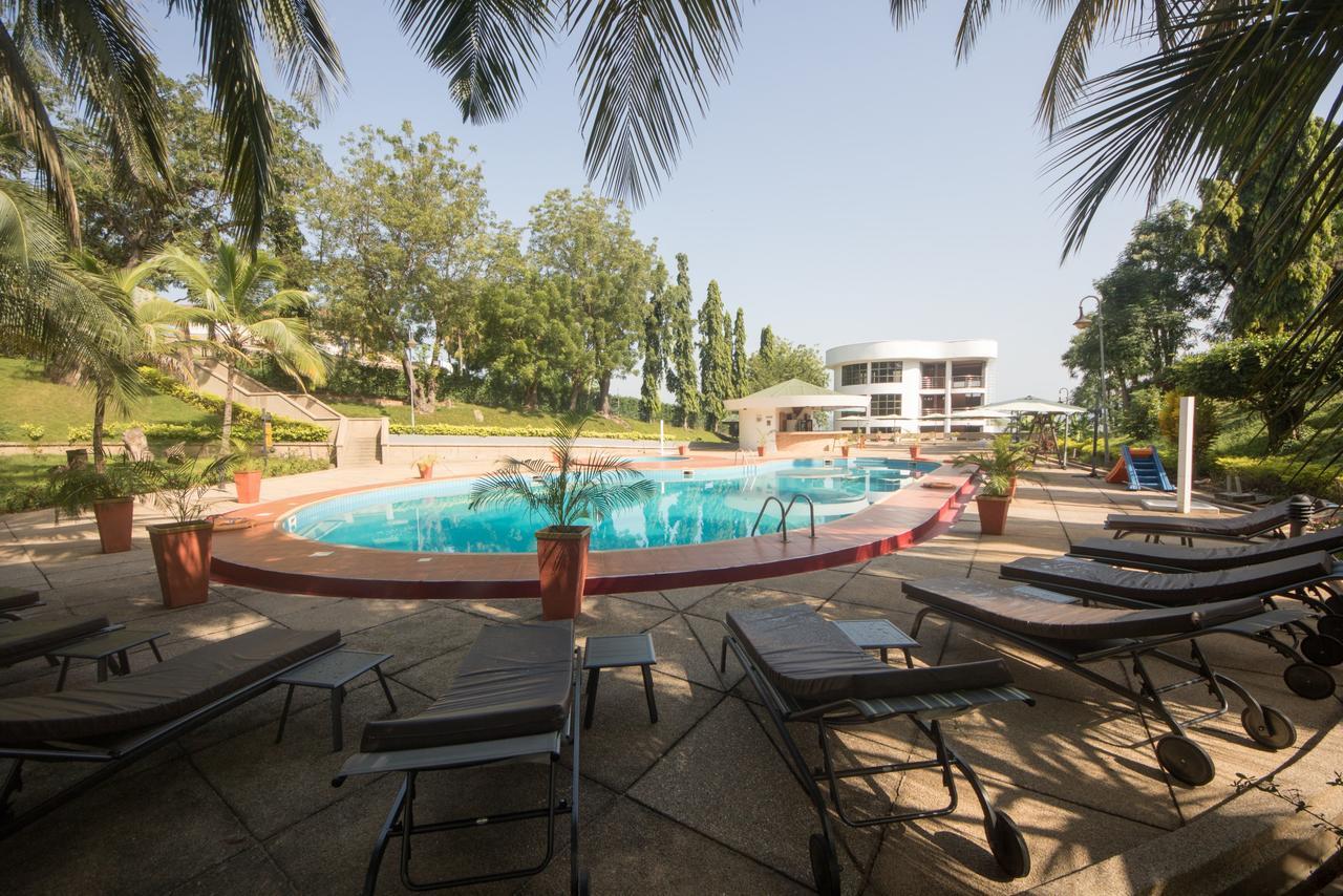 Volta Hotel Akosombo Buitenkant foto