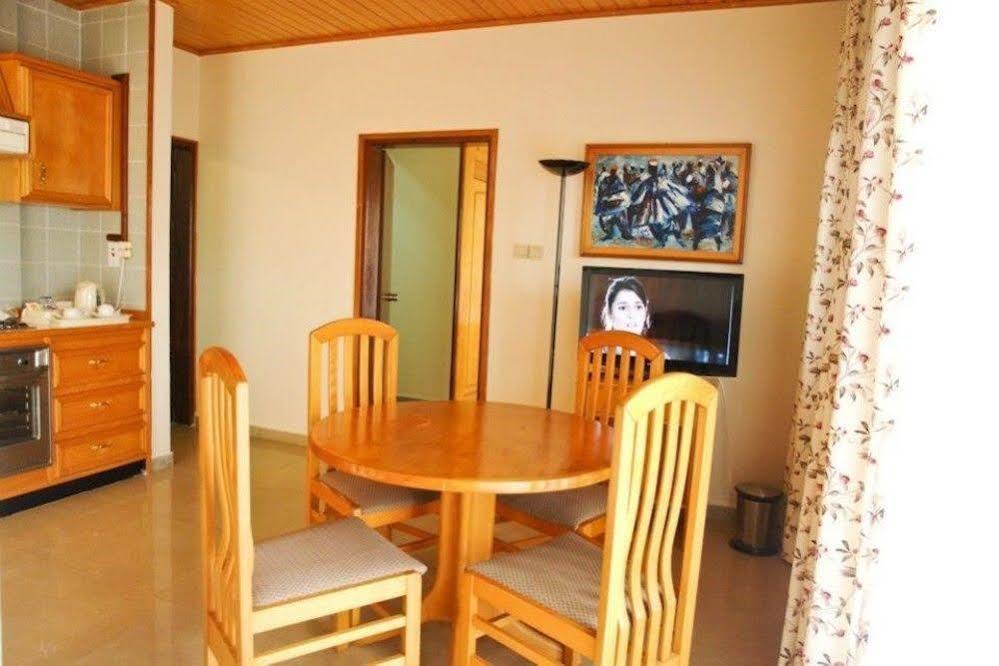 Volta Hotel Akosombo Buitenkant foto