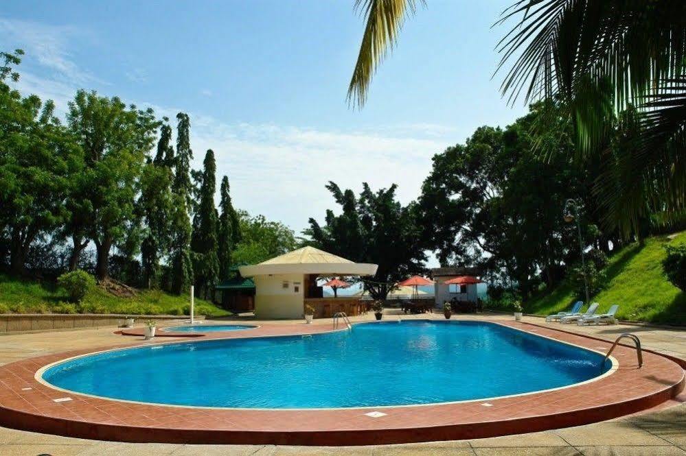 Volta Hotel Akosombo Buitenkant foto