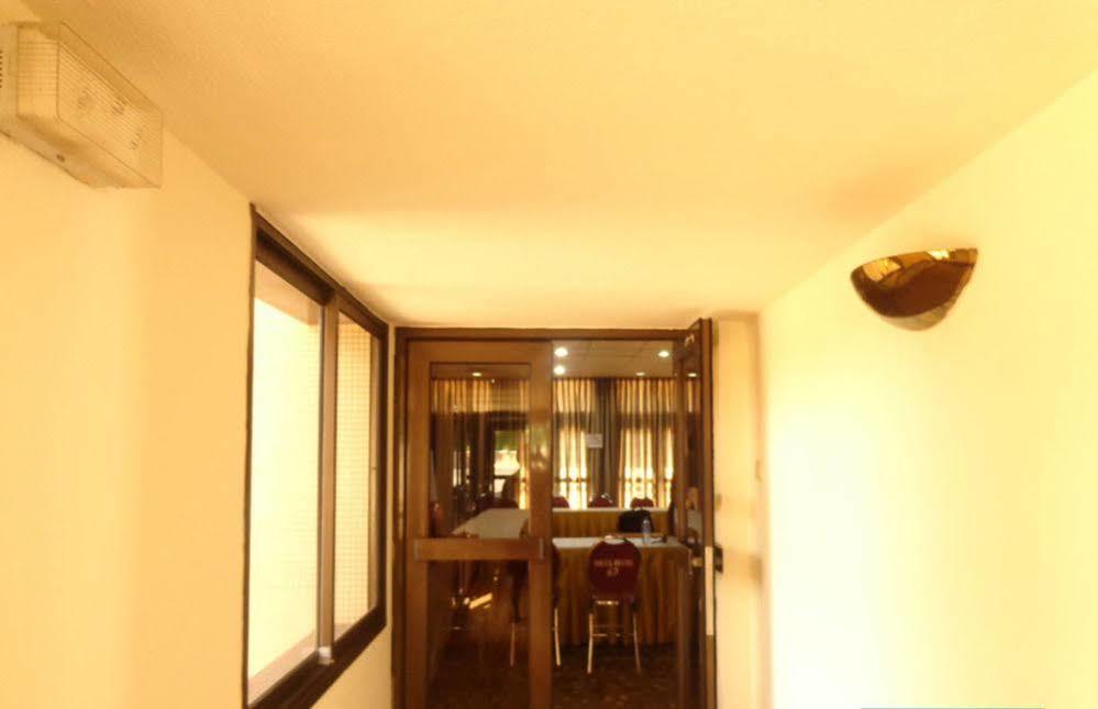 Volta Hotel Akosombo Buitenkant foto